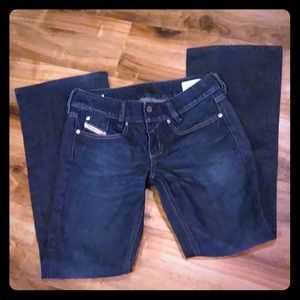 Diesel jeans size 27x32 louvely stretch bell jeans